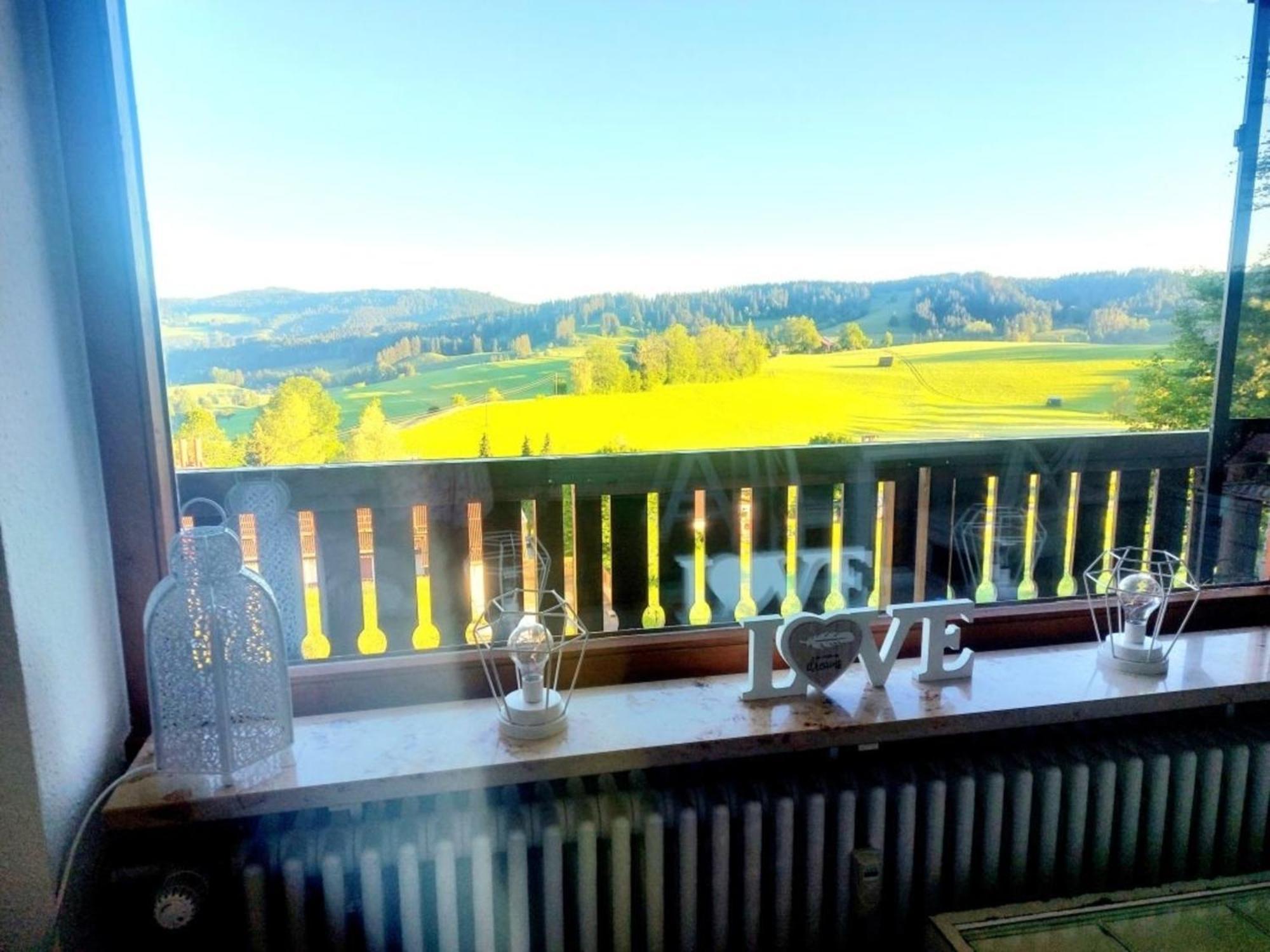 ミッセン・ヴィルハムスBerg-Juwel Hallenbad Mit Saunaアパートメント エクステリア 写真