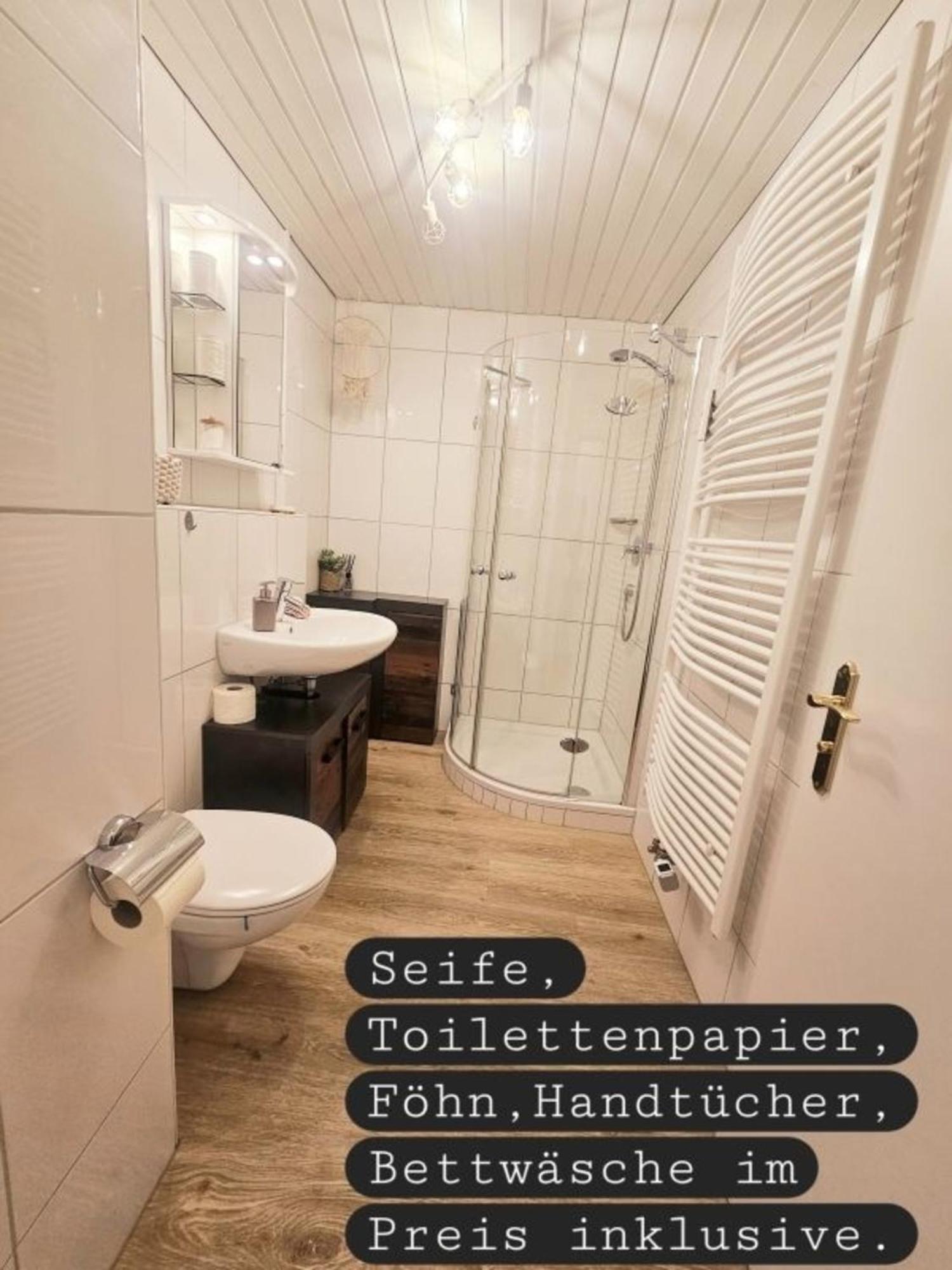 ミッセン・ヴィルハムスBerg-Juwel Hallenbad Mit Saunaアパートメント エクステリア 写真